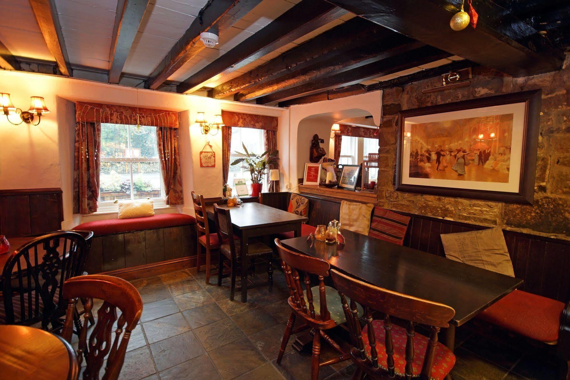 Devonshire Arms Inn Cracoe Exteriör bild